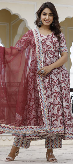 Red and Maroon color Salwar Kameez in Cotton fabric with Gota Patti, Printed work