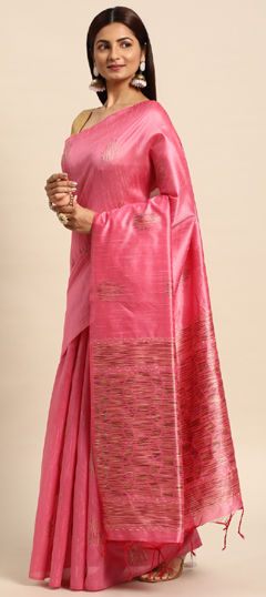 Pink and Majenta color Saree in Raw Silk fabric with Weaving work