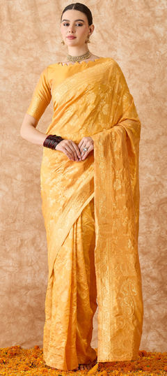 Gold color Saree in Banarasi Silk fabric with Weaving, Zari work
