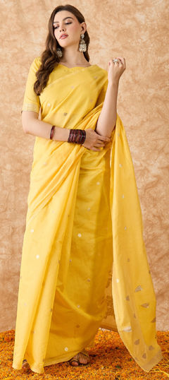 Yellow color Saree in Cotton fabric with Weaving, Zari work