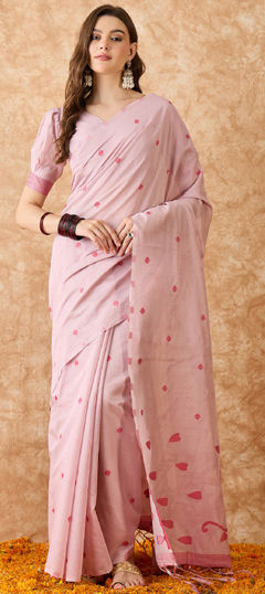 Pink and Majenta color Saree in Cotton fabric with Weaving, Zari work