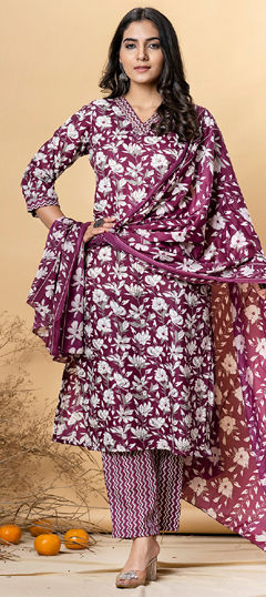 Red and Maroon color Salwar Kameez in Cotton fabric with Floral, Printed, Sequence, Thread work