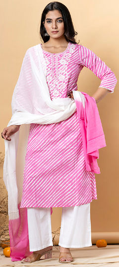 Pink and Majenta color Salwar Kameez in Cotton fabric with Embroidered, Lehariya, Printed, Resham, Thread work