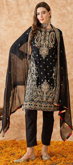 Black and Grey color Salwar Kameez in Georgette fabric with Embroidered, Thread, Zari work