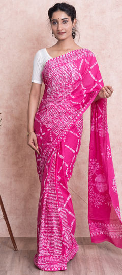 Pink and Majenta color Saree in Cotton fabric with Printed work