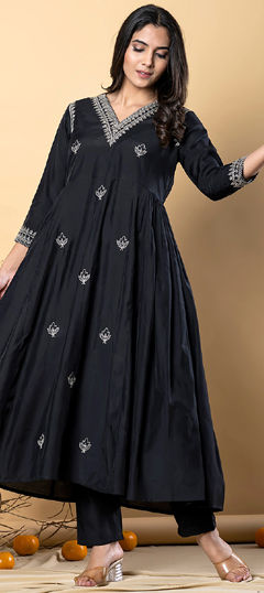 Black and Grey color Salwar Kameez in Muslin fabric with Embroidered, Thread, Zari work