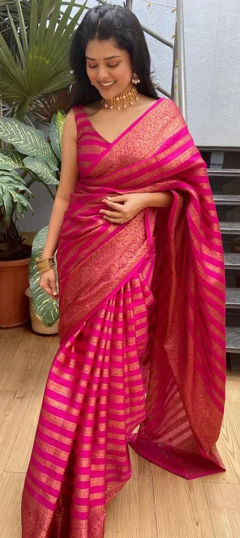 Pink and Majenta color Saree in Art Silk fabric with Weaving work