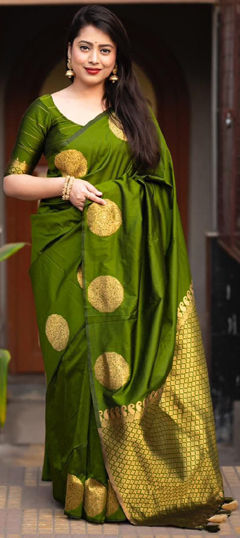 Green color Saree in Jacquard fabric with Weaving work