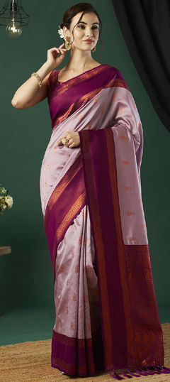 Pink and Majenta color Saree in Bangalore Silk fabric with Weaving, Zari work