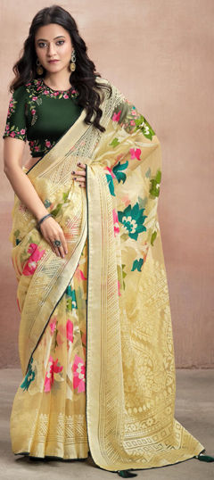 Yellow color Saree in Brasso fabric with Printed work