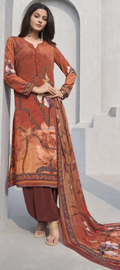 Red and Maroon color Salwar Kameez in Crepe Silk fabric with Digital Print, Floral work