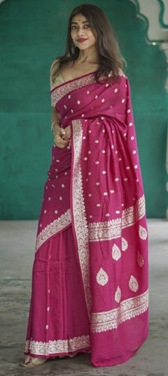 Pink and Majenta color Saree in Linen fabric with Weaving, Zari work