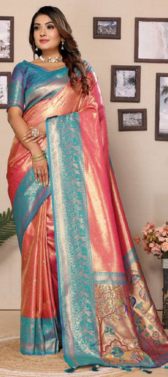 Pink and Majenta color Saree in Banarasi Silk fabric with Weaving, Zari work