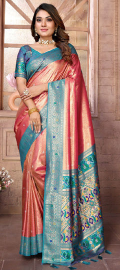 Pink and Majenta color Saree in Banarasi Silk fabric with Weaving work