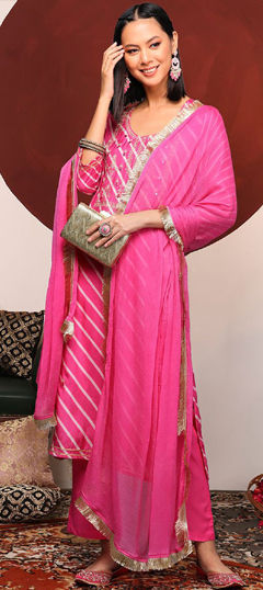 Pink and Majenta color Salwar Kameez in Cotton fabric with Embroidered, Lehariya, Thread, Zari work