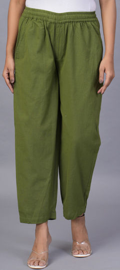 Green color Jeggings in Cotton fabric with Thread work