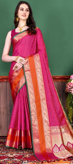 Pink and Majenta color Saree in Kanjeevaram Silk fabric with Weaving, Zari work