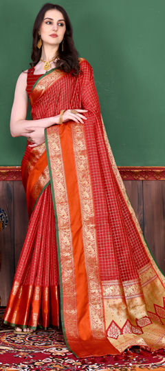 Red and Maroon color Saree in Kanjeevaram Silk fabric with Weaving, Zari work