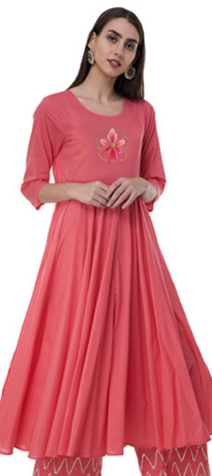 Pink and Majenta color Kurti in Rayon fabric with Embroidered, Gota Patti, Thread work