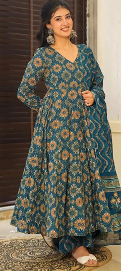 Blue color Salwar Kameez in Muslin fabric with Digital Print work