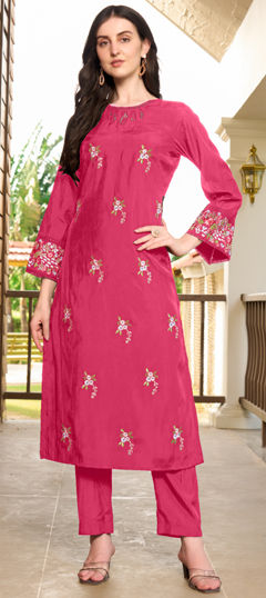 Pink and Majenta color Kurti in Art Silk fabric with Embroidered, Resham, Thread work