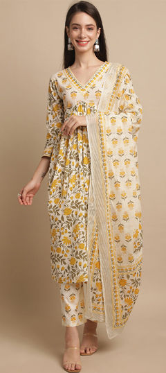 White and Off White color Salwar Kameez in Cotton fabric with Printed work