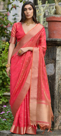 Pink and Majenta color Saree in Tussar Silk fabric with Weaving, Zari work