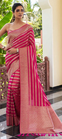 Pink and Majenta color Saree in Georgette fabric with Weaving, Zari work