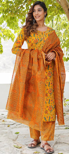 Yellow color Salwar Kameez in Cotton fabric with Gota Patti, Printed work