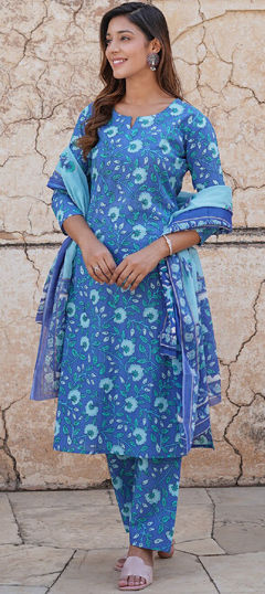 Blue color Salwar Kameez in Cotton fabric with Floral, Printed work