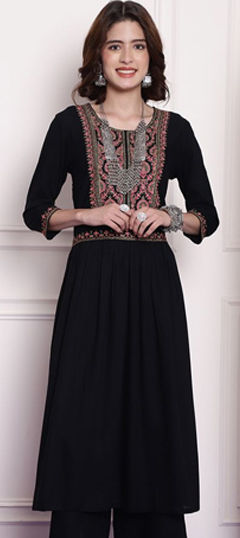 Black and Grey color Kurti in Viscose fabric with Embroidered, Resham, Thread work