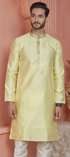 Yellow color Kurta in Jacquard fabric with Thread, Weaving, Zari work