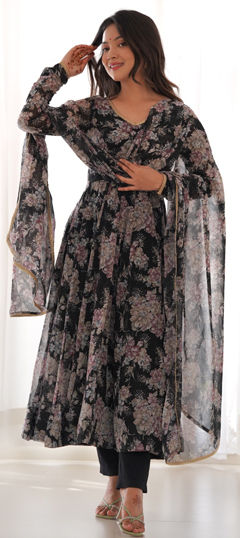 Multicolor color Salwar Kameez in Georgette fabric with Floral, Printed work