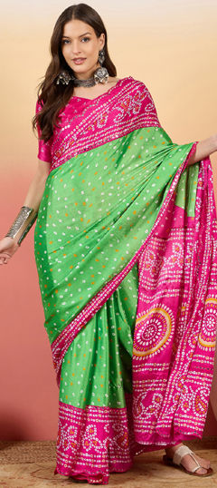 Green, Pink and Majenta color Saree in Crushed Silk fabric with Bandhej, Printed work