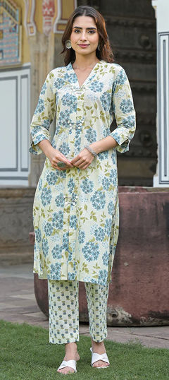 White and Off White color Salwar Kameez in Cotton fabric with Floral, Printed work