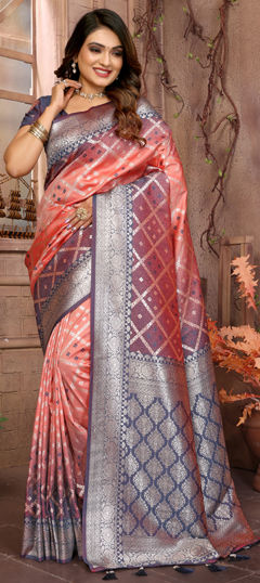 Pink and Majenta color Saree in Silk fabric with Weaving, Zari work