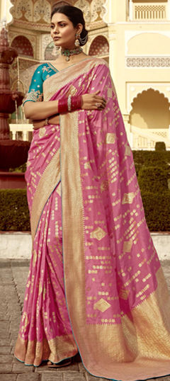 Pink and Majenta color Saree in Silk fabric with Weaving, Zari work