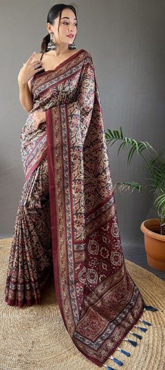 Black and Grey color Saree in Silk fabric with Digital Print work