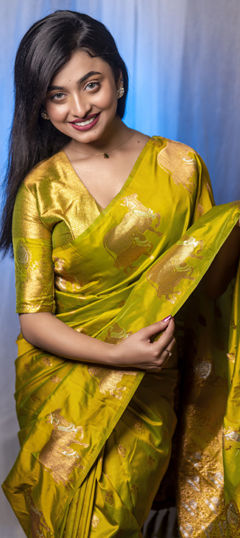 Green color Saree in Art Silk fabric with Weaving, Zari work