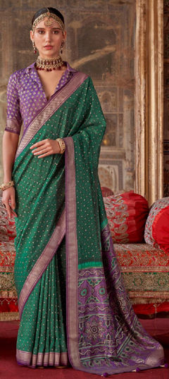 Green color Saree in Silk fabric with Printed, Weaving work