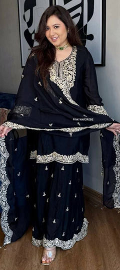 Black and Grey color Salwar Kameez in Faux Georgette fabric with Embroidered, Sequence, Thread work