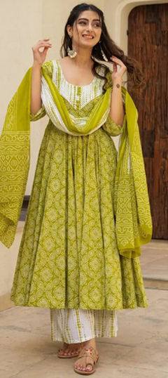 Yellow color Salwar Kameez in Muslin fabric with Digital Print work