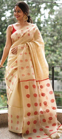 White and Off White color Saree in Linen fabric with Weaving work