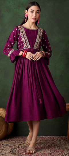 Purple and Violet color Dress in Blended fabric with Thread work