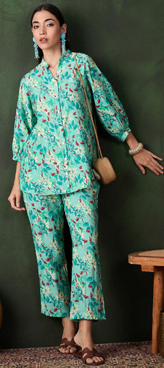 Green color Co-ords Set in Blended Cotton fabric with Printed work