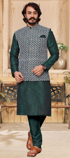 Green color Kurta Pyjama with Jacket in Silk fabric with Embroidered, Thread work