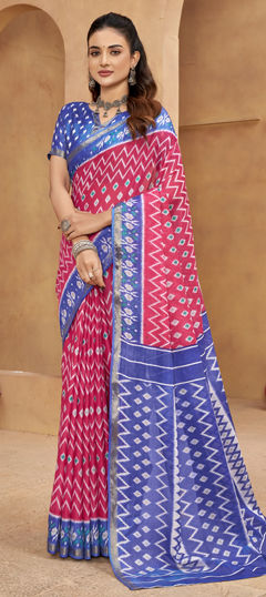 Red and Maroon color Saree in Cotton fabric with Printed work