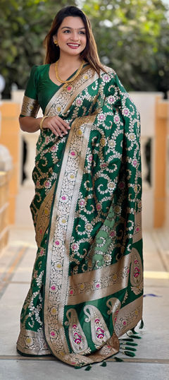 Green color Saree in Banarasi Silk fabric with Weaving, Zari work