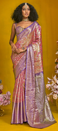 Pink and Majenta color Saree in Handloom fabric with Weaving work