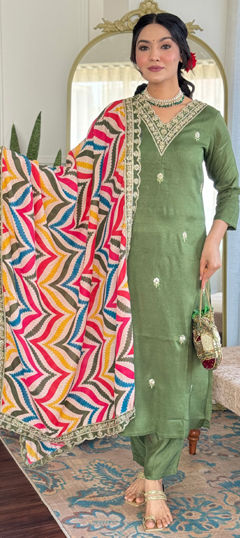 Green color Salwar Kameez in Viscose fabric with Embroidered, Printed, Thread work